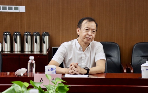 中国测绘学会宋超智理事长一行莅临PP电子5金狮集团调研指导