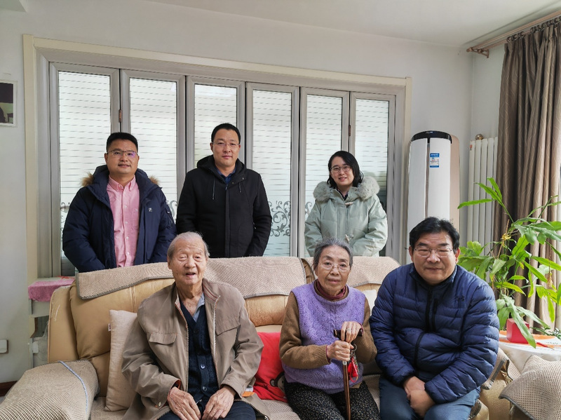 欢喜祥和新春迎 冬送温暖正举行
