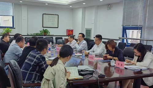 助力“十项行动”|市国资委 国兴资源公司相关向导深入PP电子5金狮集团开展专题调研